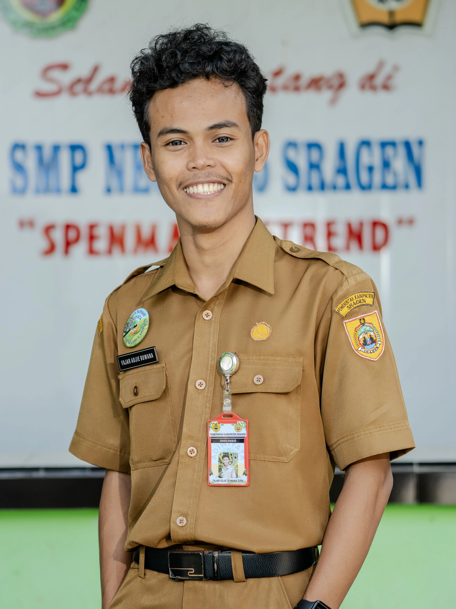 11. Fajar Adjie Buwana,S.Pd YUD3354