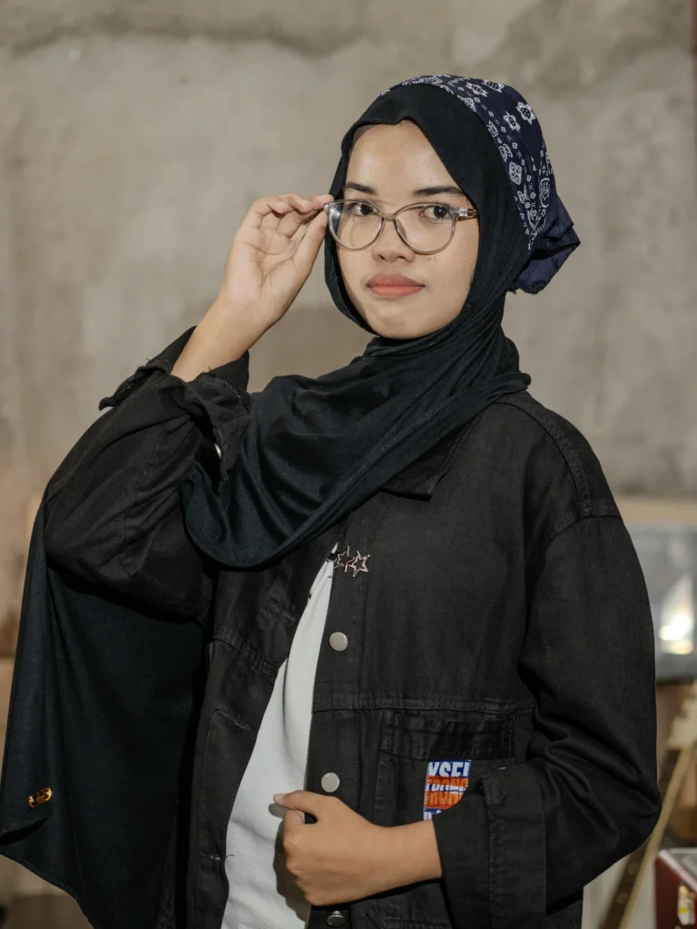 19.. NAFHISYA SANTOSA  YUD2418