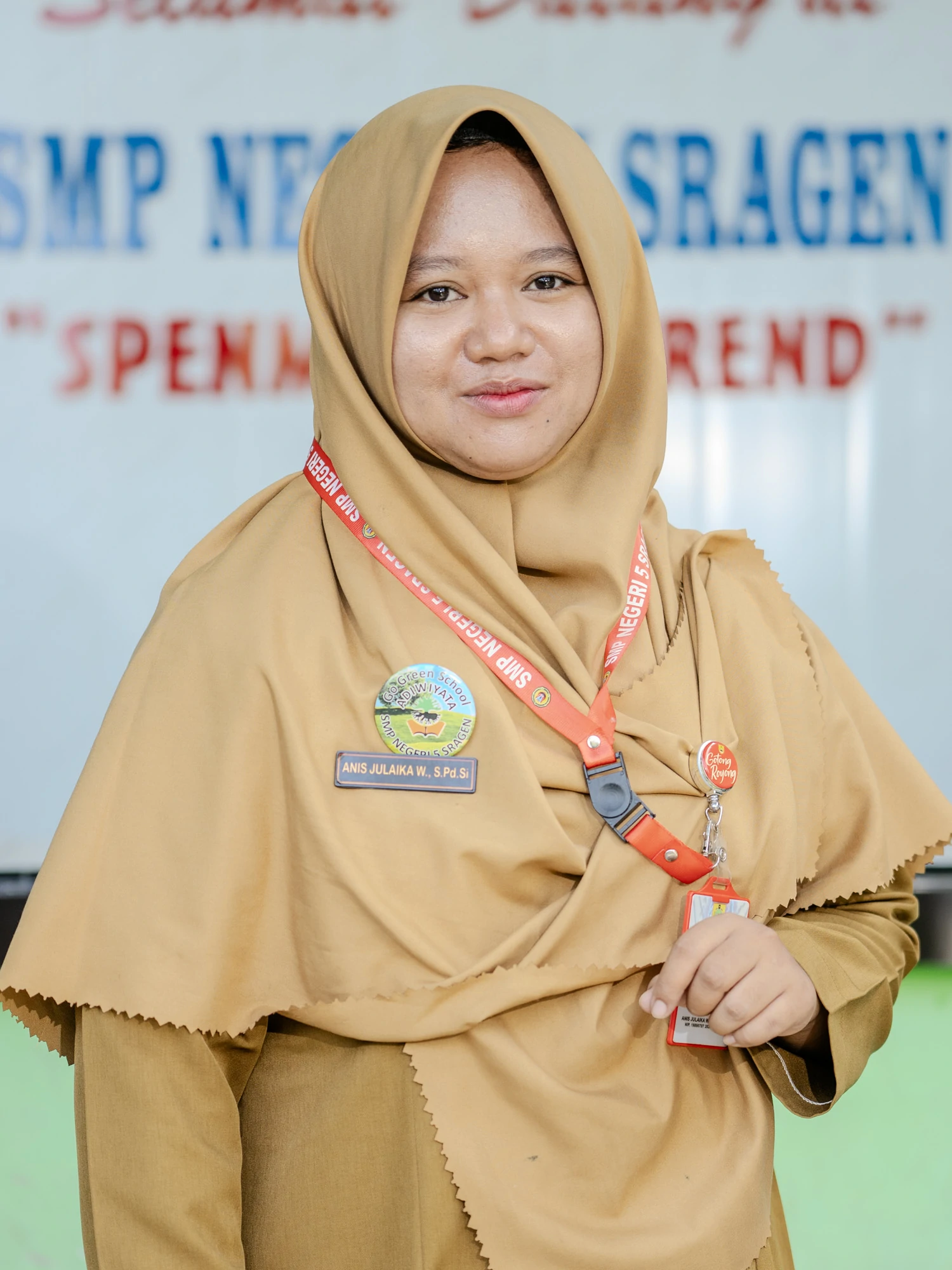 20. Anis Julaika Wati,S.Pd.Si  YUD3318