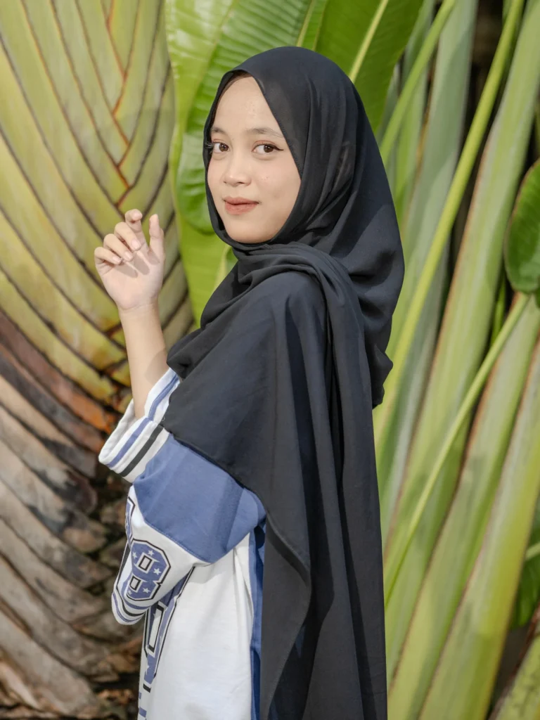 30. TRI RAHMAWATI  YUD2355
