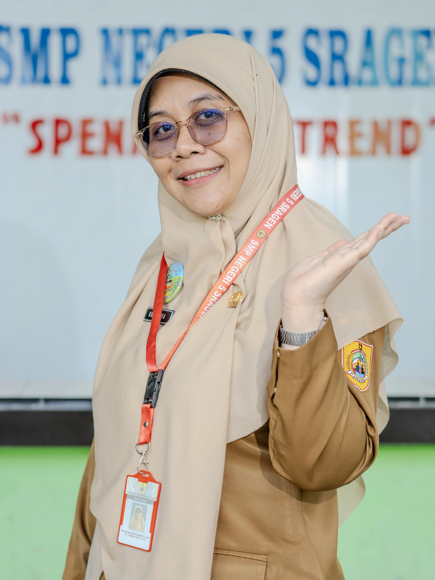 7. Kharisma Sri Wijayanti,S.Pd YUD3160
